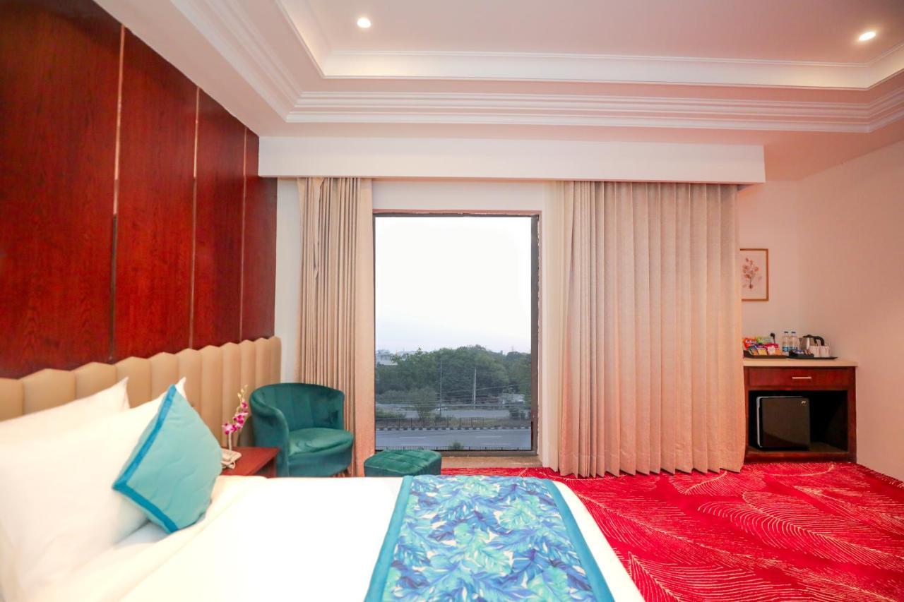 Regenta Place Phagwara By Royal Orchid Hotels Limited Exterior photo