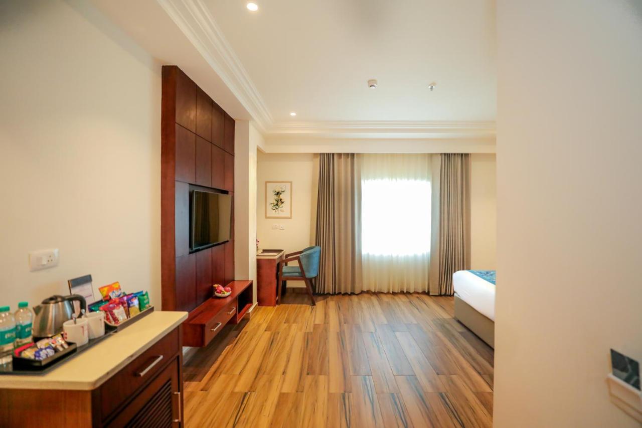 Regenta Place Phagwara By Royal Orchid Hotels Limited Exterior photo