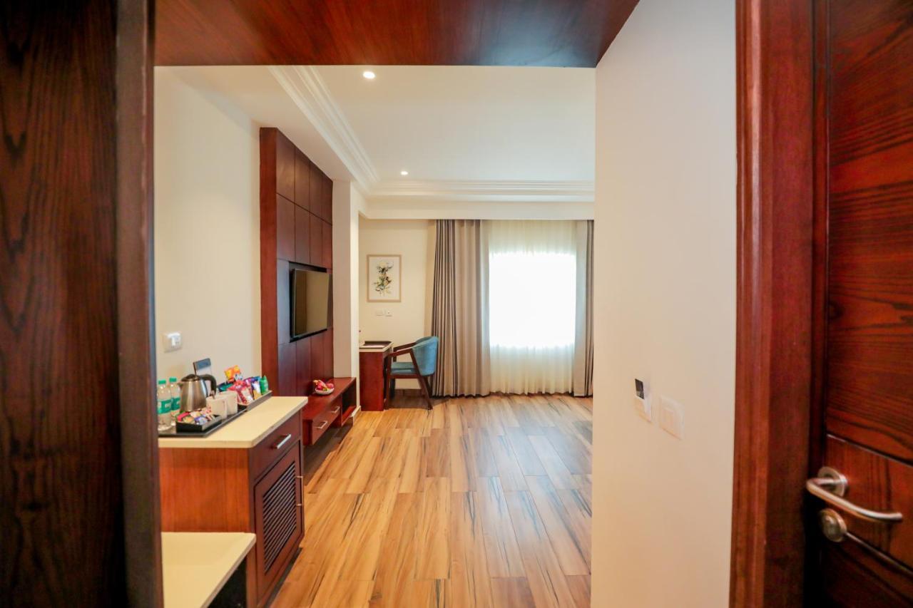 Regenta Place Phagwara By Royal Orchid Hotels Limited Exterior photo